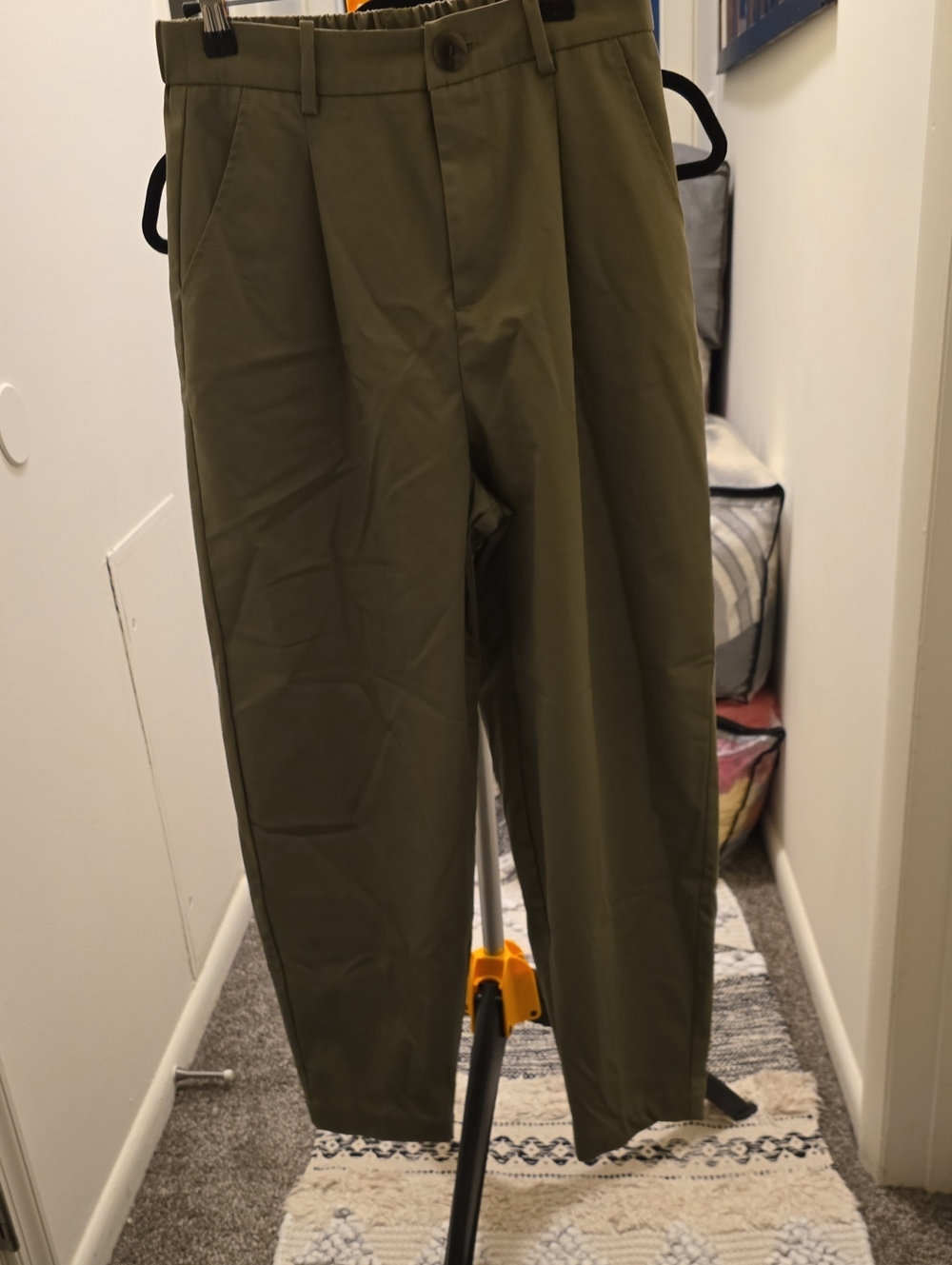NWOT Zara Olive Green Chinos